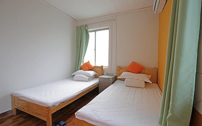 Zhuangse Chengdu Youth Hostel Exterior photo